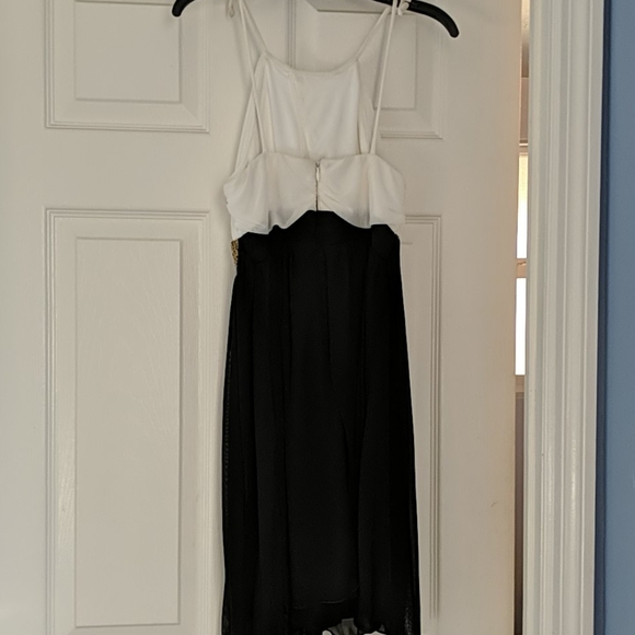 Special occasion dress - Picture 3 of 3